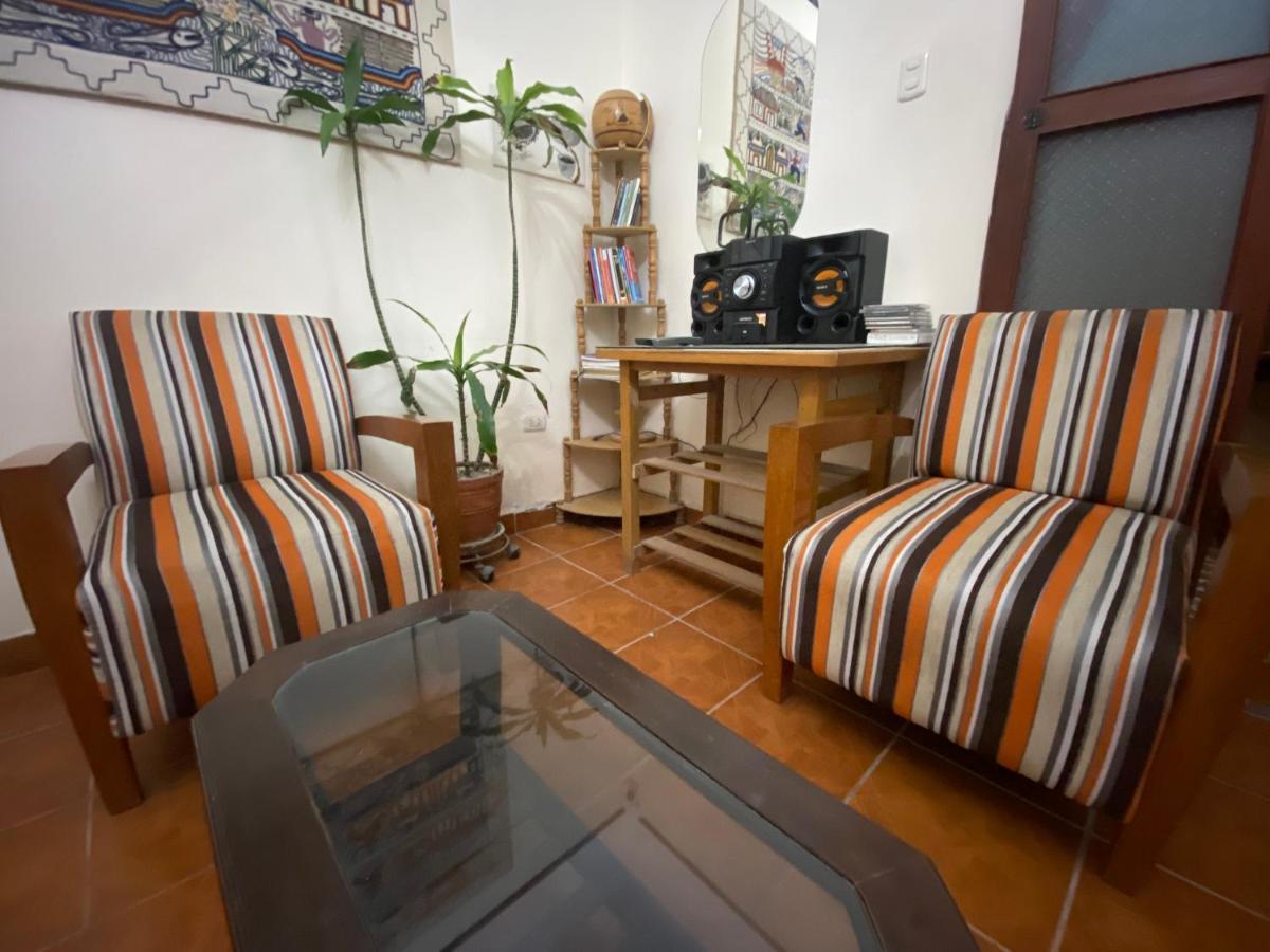 La Chocita Ward Acomodação com café da manhã Lima Exterior foto